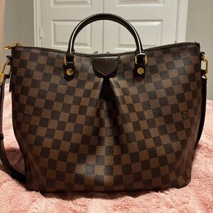 Louis Vuitton Siena MM tote bag Damier Ebene. Like NEW!!